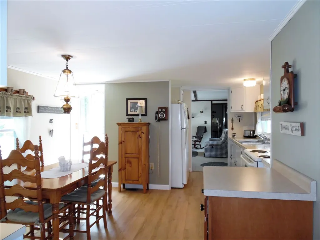 7 Alison Drive Seabrook NH 03874