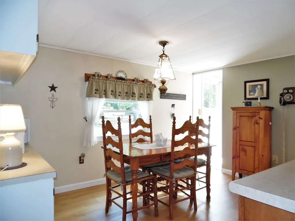 7 Alison Drive Seabrook NH 03874