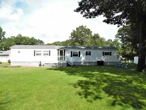 7 Alison Drive Seabrook NH 03874