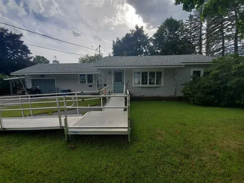6 Cornell Street Claremont NH 03743
