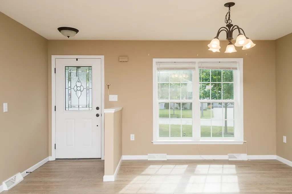 14 Goldenrod Way North Hampton NH 03862
