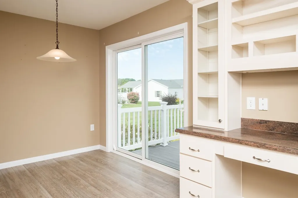 14 Goldenrod Way North Hampton NH 03862