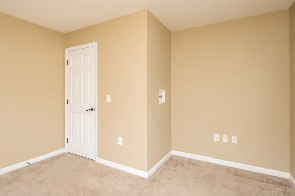 14 Goldenrod Way North Hampton NH 03862