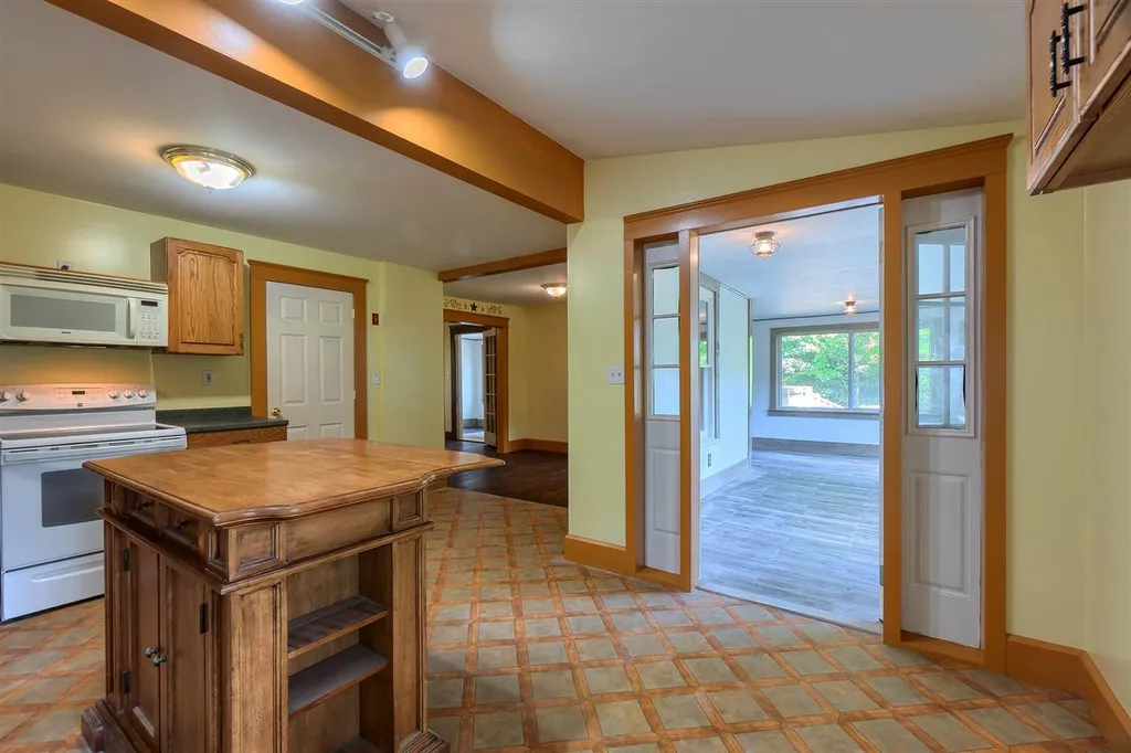 24 Wheeler Street Jaffrey NH 03452
