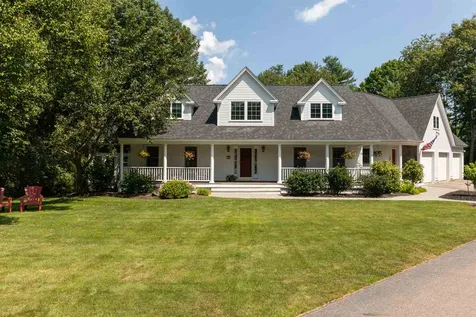 28 Jeffrey Drive York ME 03909