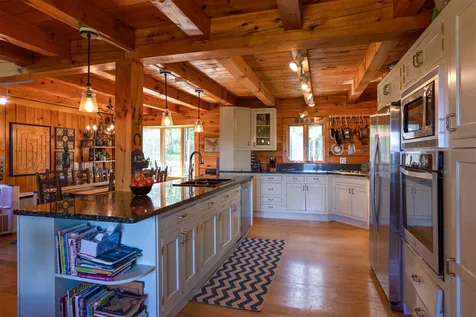 175 Clay Hill Road Hartland VT 05048