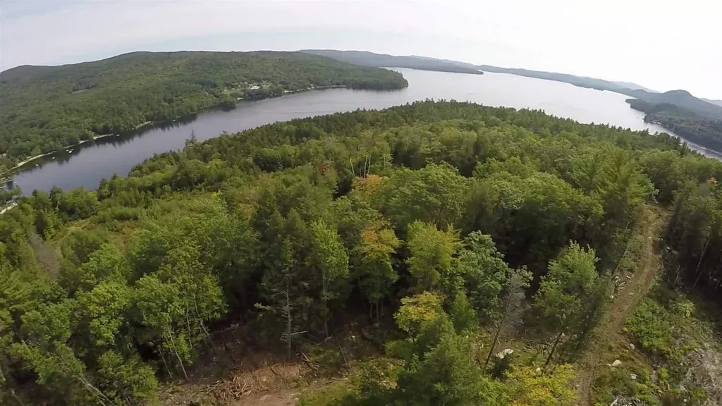 255 North Shore Road Hebron NH 03241