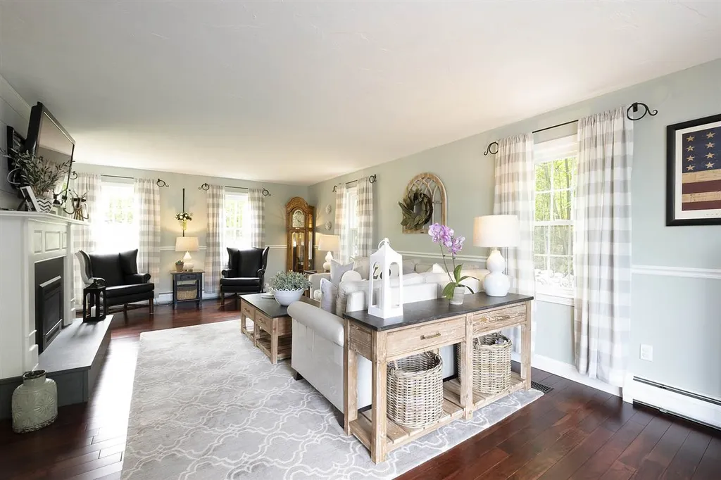 45 Woodhill Hooksett Road Bow NH 03304