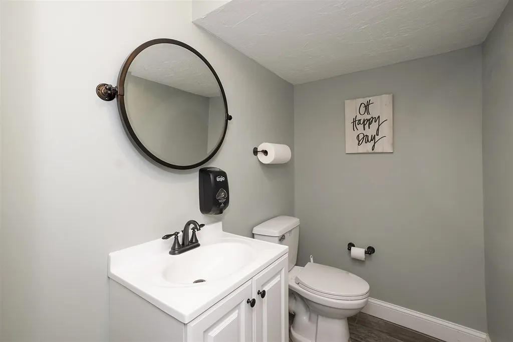 45 Woodhill Hooksett Road Bow NH 03304