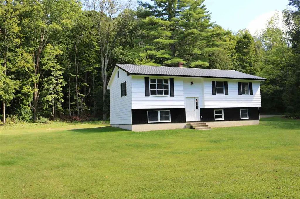 76 Limecrest Lane Leicester VT 05733