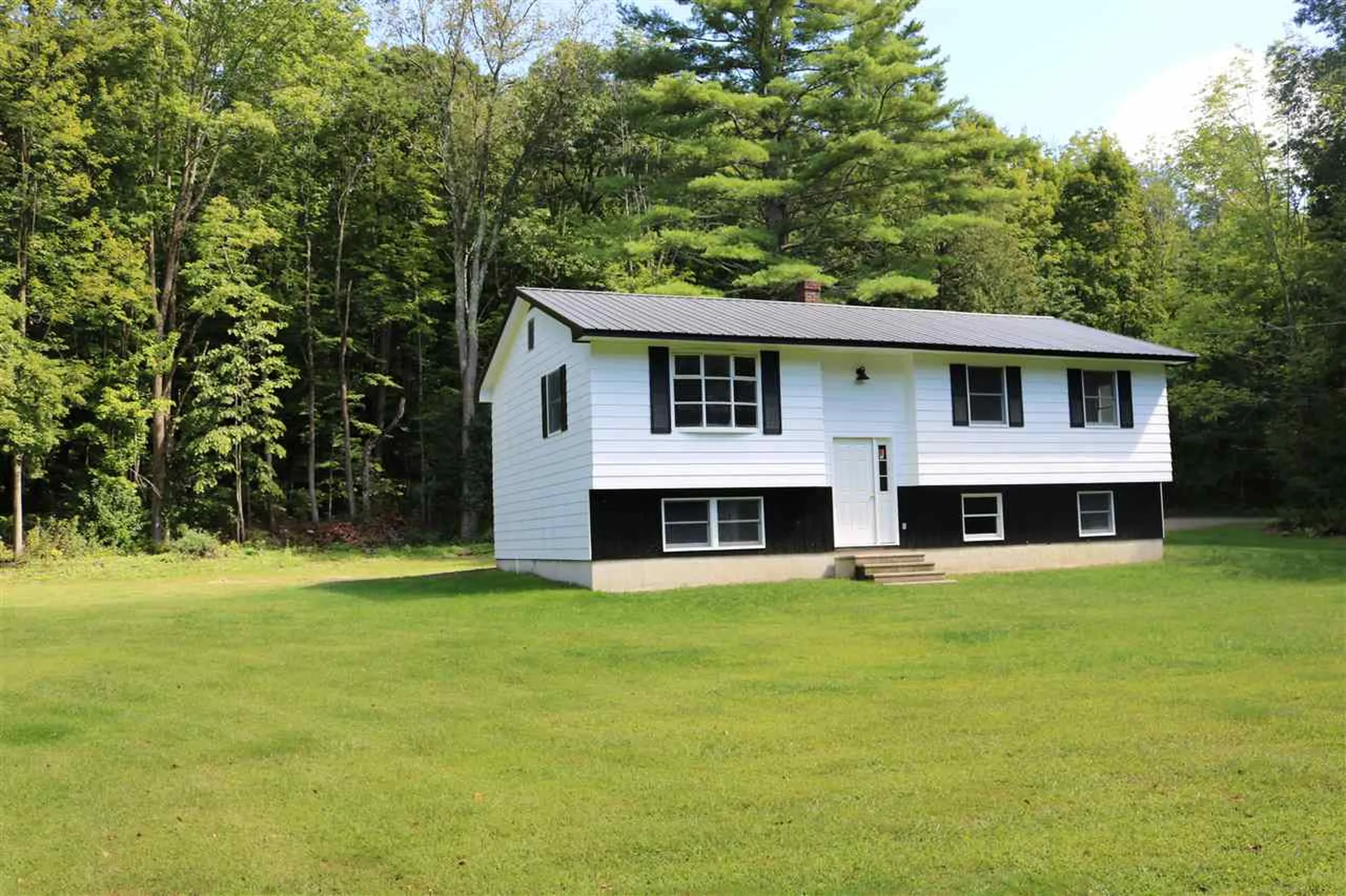 76 Limecrest Lane Leicester VT 05733