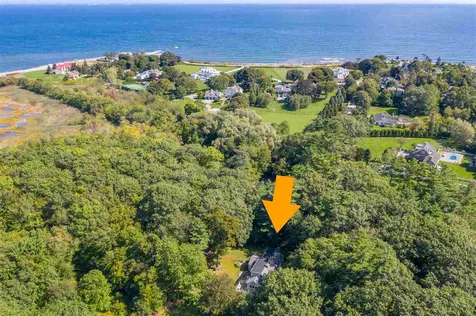 19 Chapel Road North Hampton NH 03862