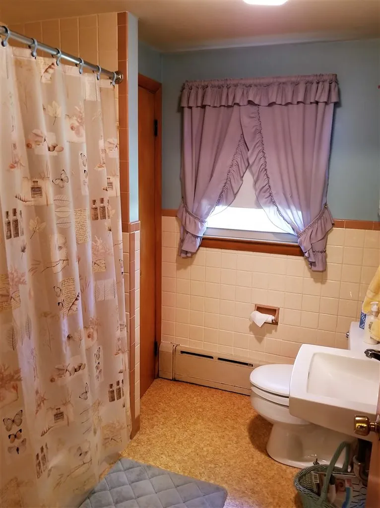 4 Wellington Road Dover NH 03820