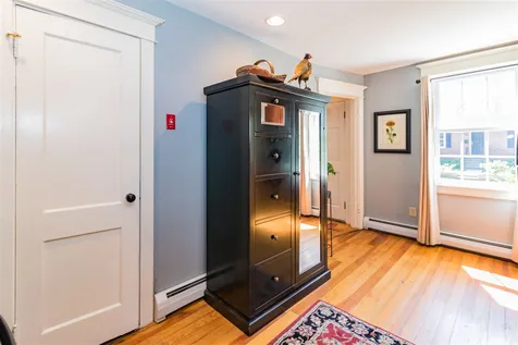 86 Raleigh Way Portsmouth NH 03801