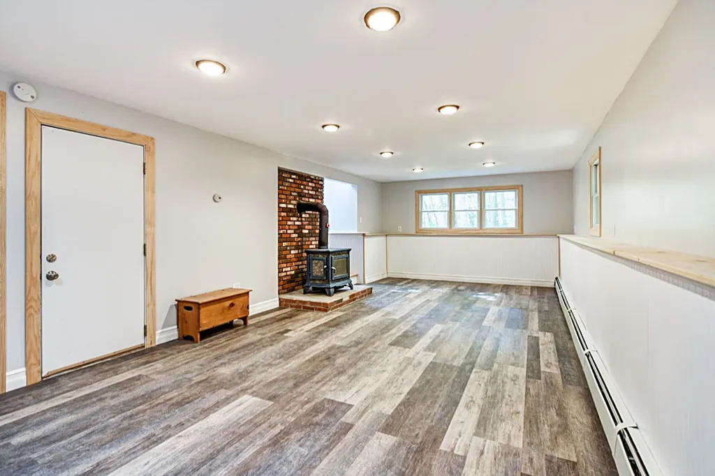 98 Jane Drive Candia NH 03034