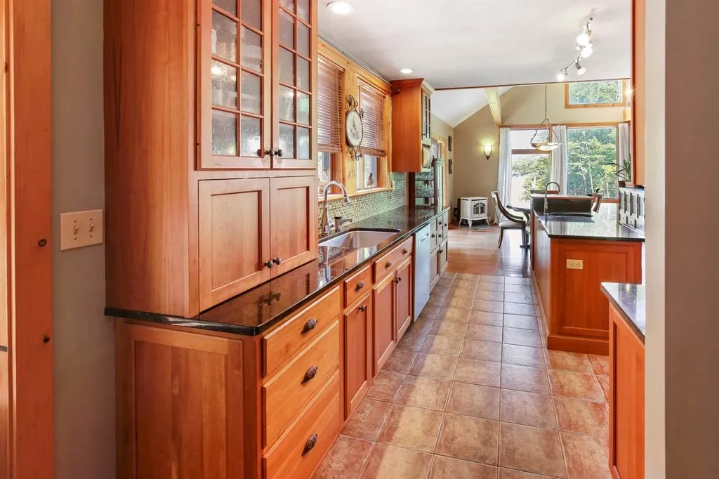 101 West Shore Drive Andover NH 03216