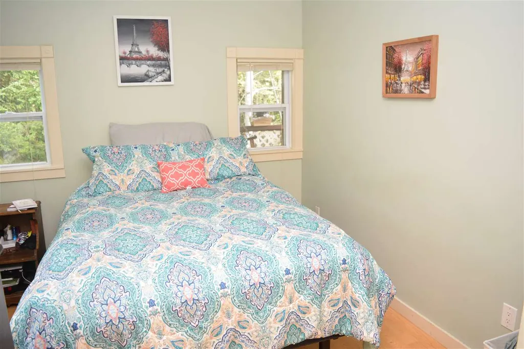 35 Barton Road Piermont NH 03779