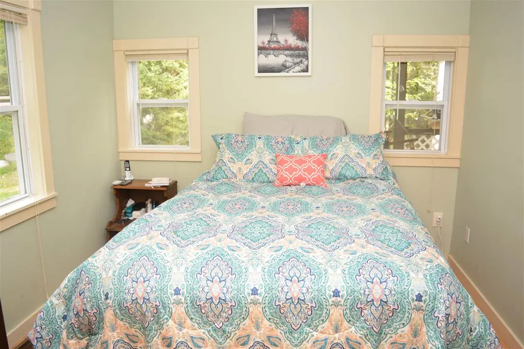 35 Barton Road Piermont NH 03779
