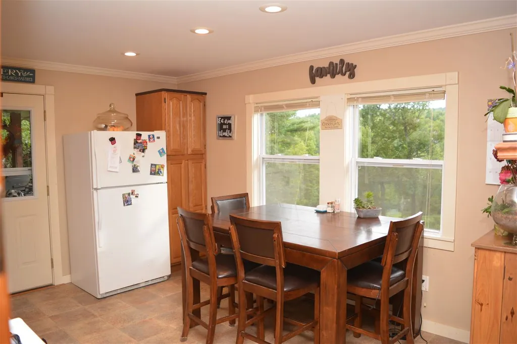 35 Barton Road Piermont NH 03779