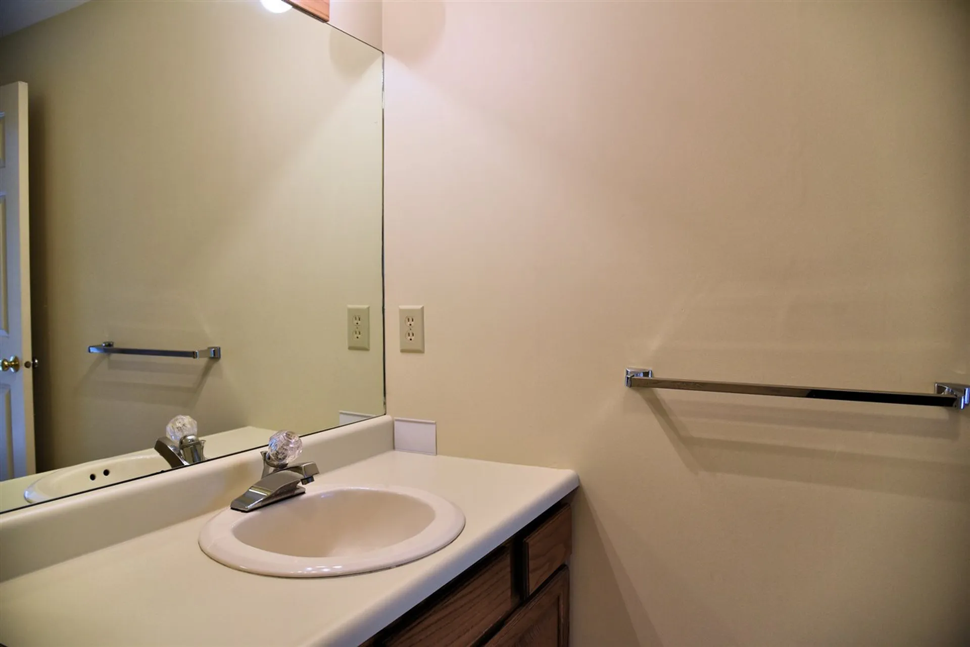28 Circle Drive Ashland NH 03217