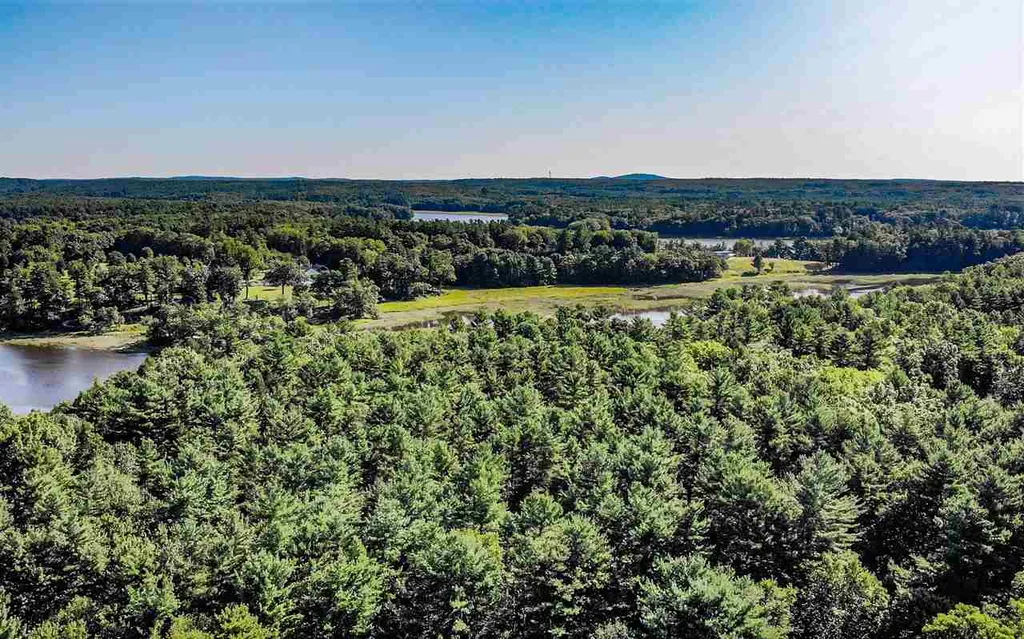 278 Back Road Dover NH 03820