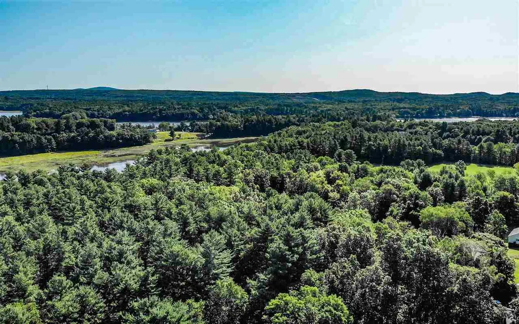 278 Back Road Dover NH 03820