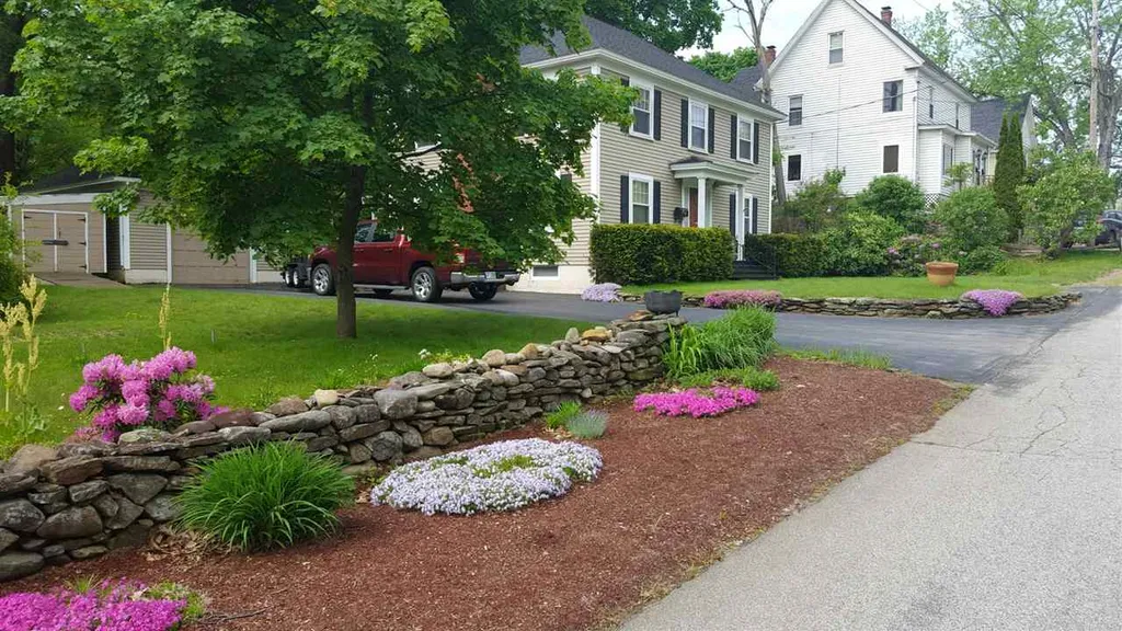 89 Pine Street Franklin NH 03235