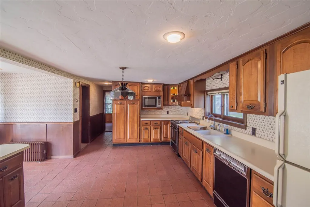 10-12 Bridge Street Pembroke NH 03275