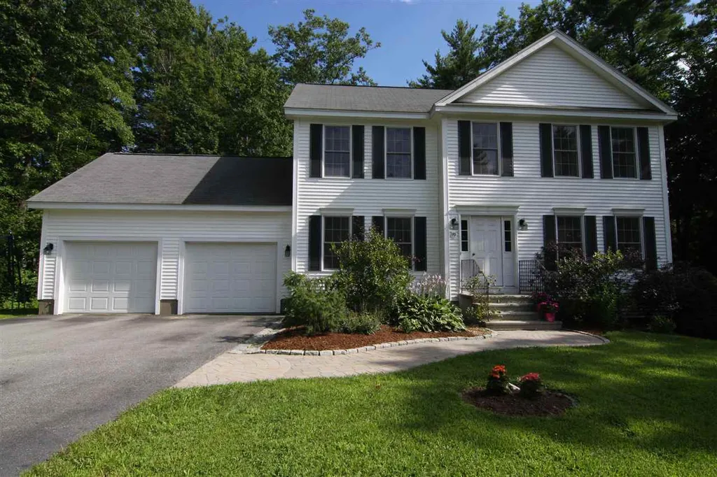 179 Ponemah Hill Road Milford NH 03055