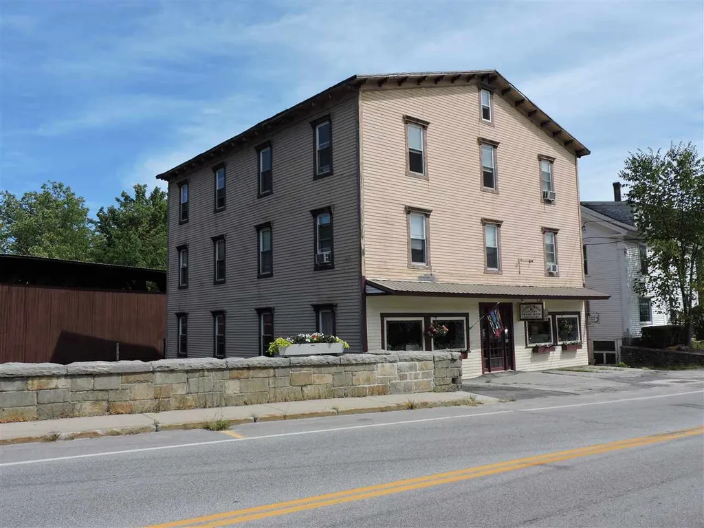 916 Main Street Hopkinton NH 03229