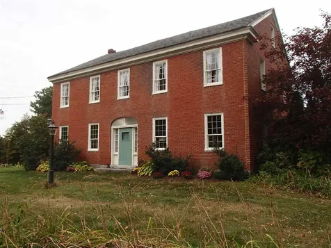 305 Middle Road Brentwood NH 03833