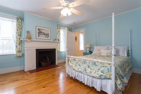 305 Middle Road Brentwood NH 03833