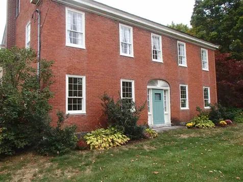 305 Middle Road Brentwood NH 03833
