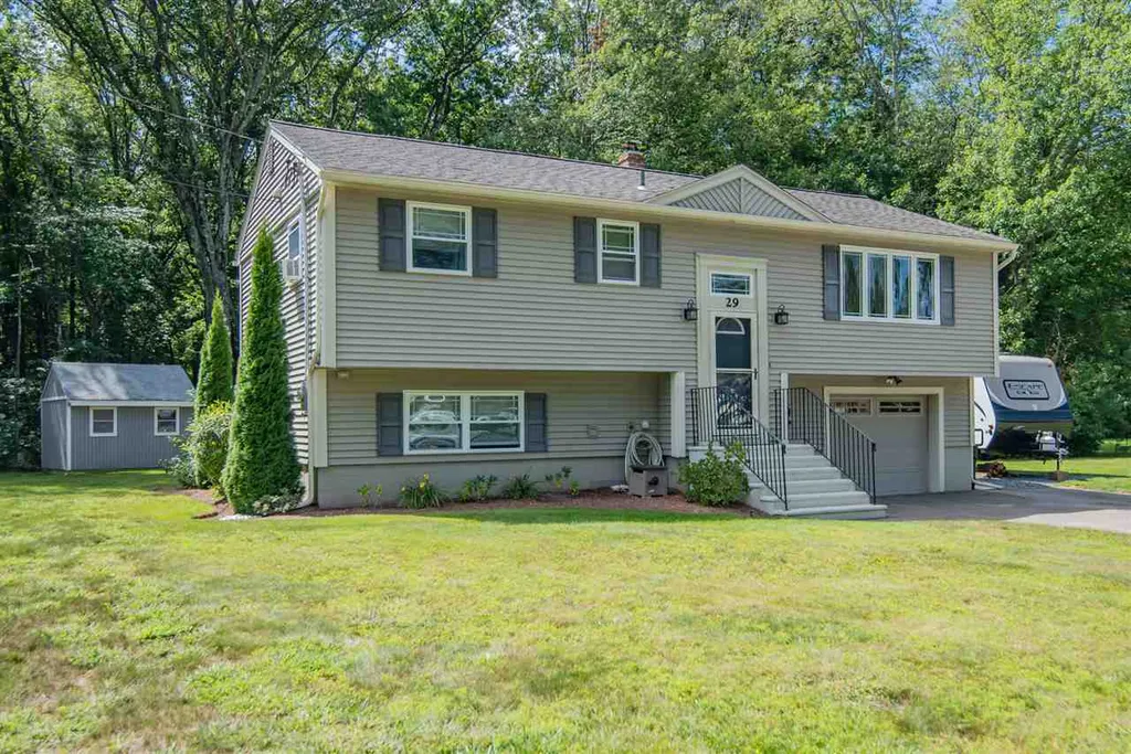 29 Mulberry Road Salem NH 03079