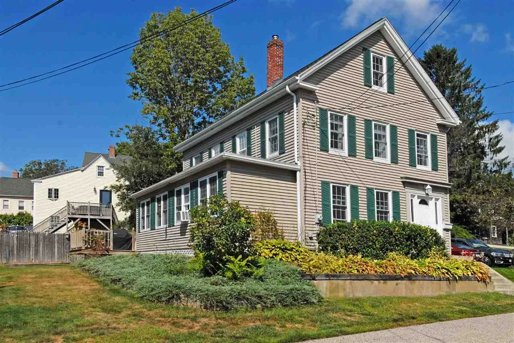 19 Jones Avenue Kittery ME 03904