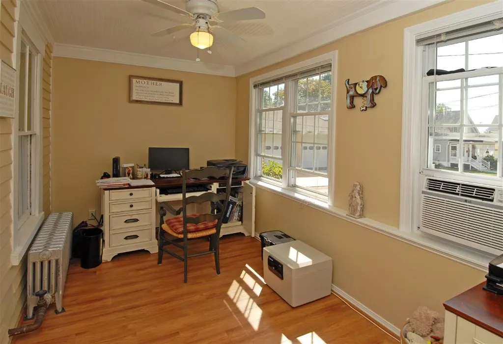 19 Jones Avenue Kittery ME 03904