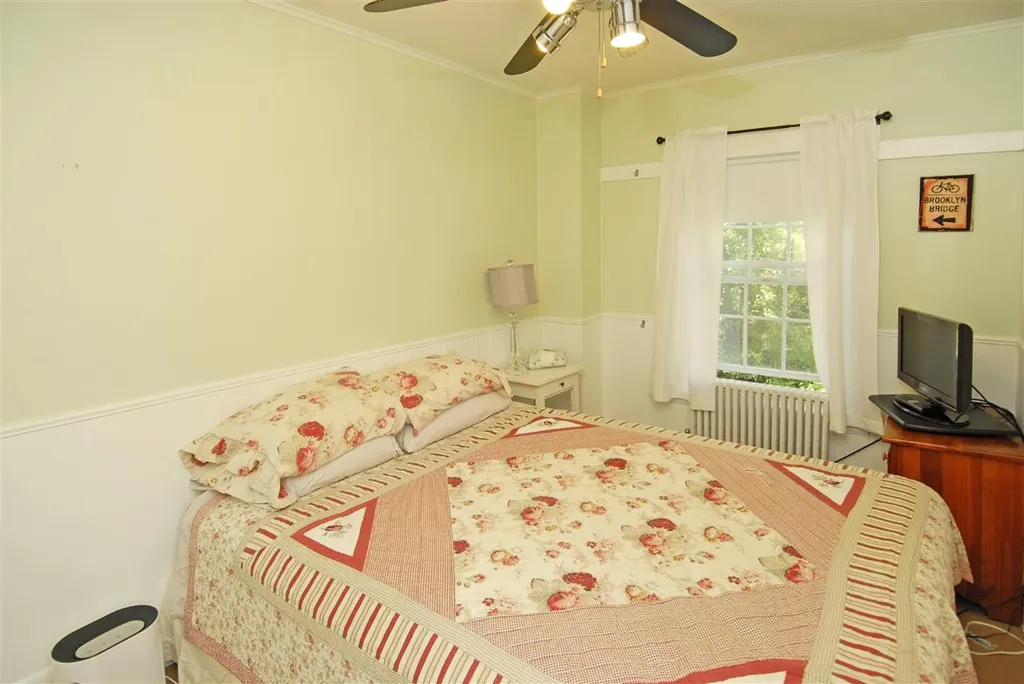 19 Jones Avenue Kittery ME 03904