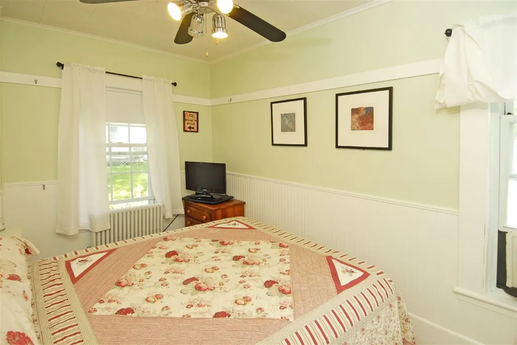 19 Jones Avenue Kittery ME 03904