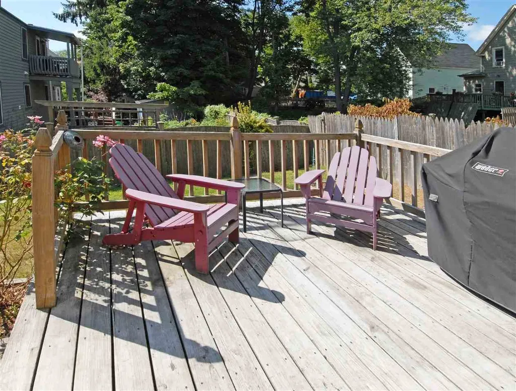 19 Jones Avenue Kittery ME 03904