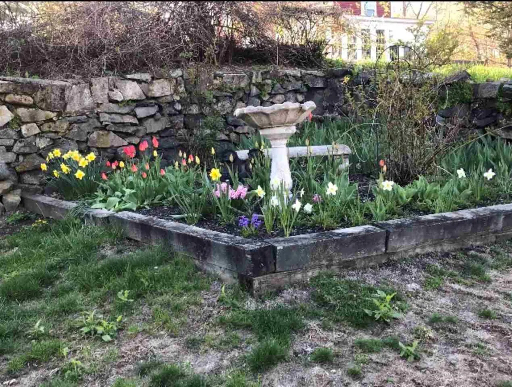 19 Jones Avenue Kittery ME 03904