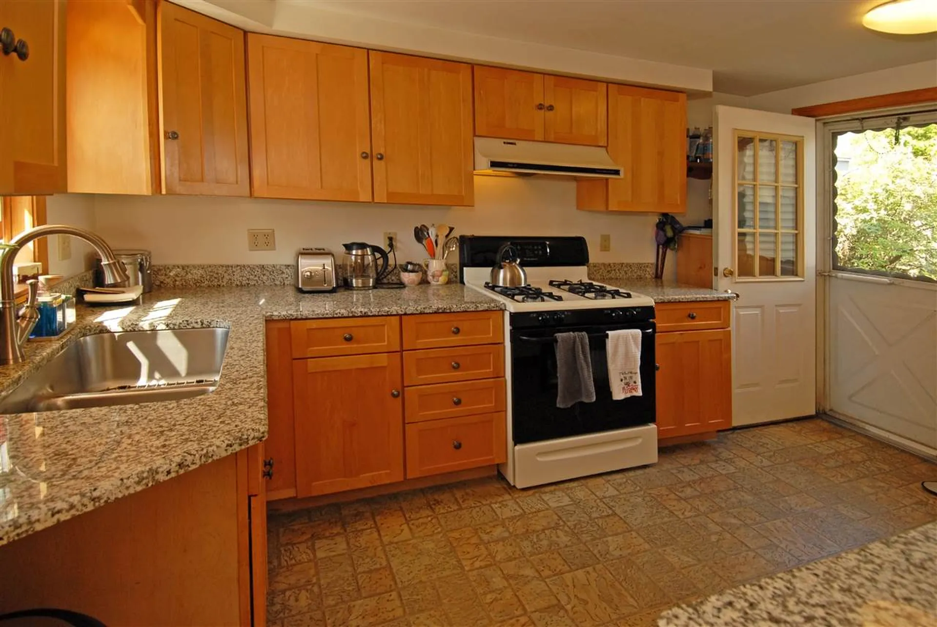 19 Jones Avenue Kittery ME 03904