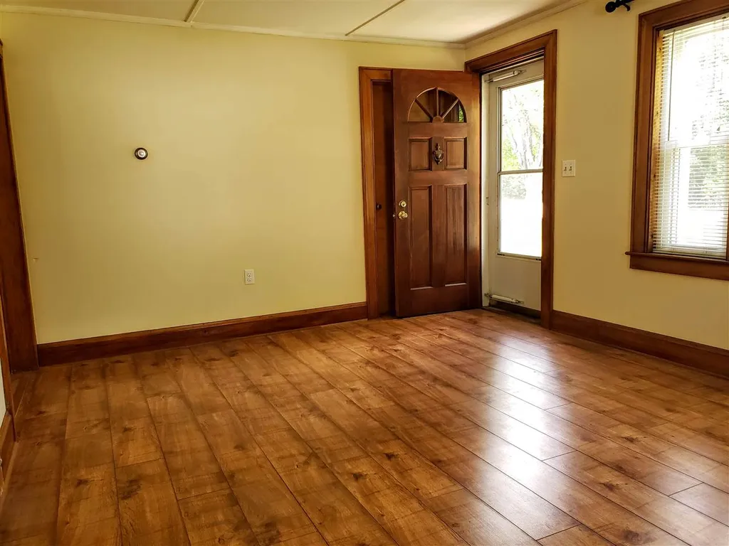 16 Roy Street Concord NH 03301