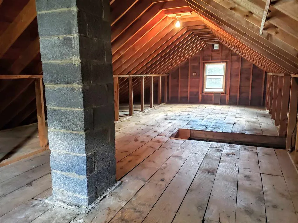 16 Roy Street Concord NH 03301