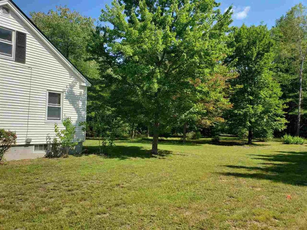 16 Roy Street Concord NH 03301