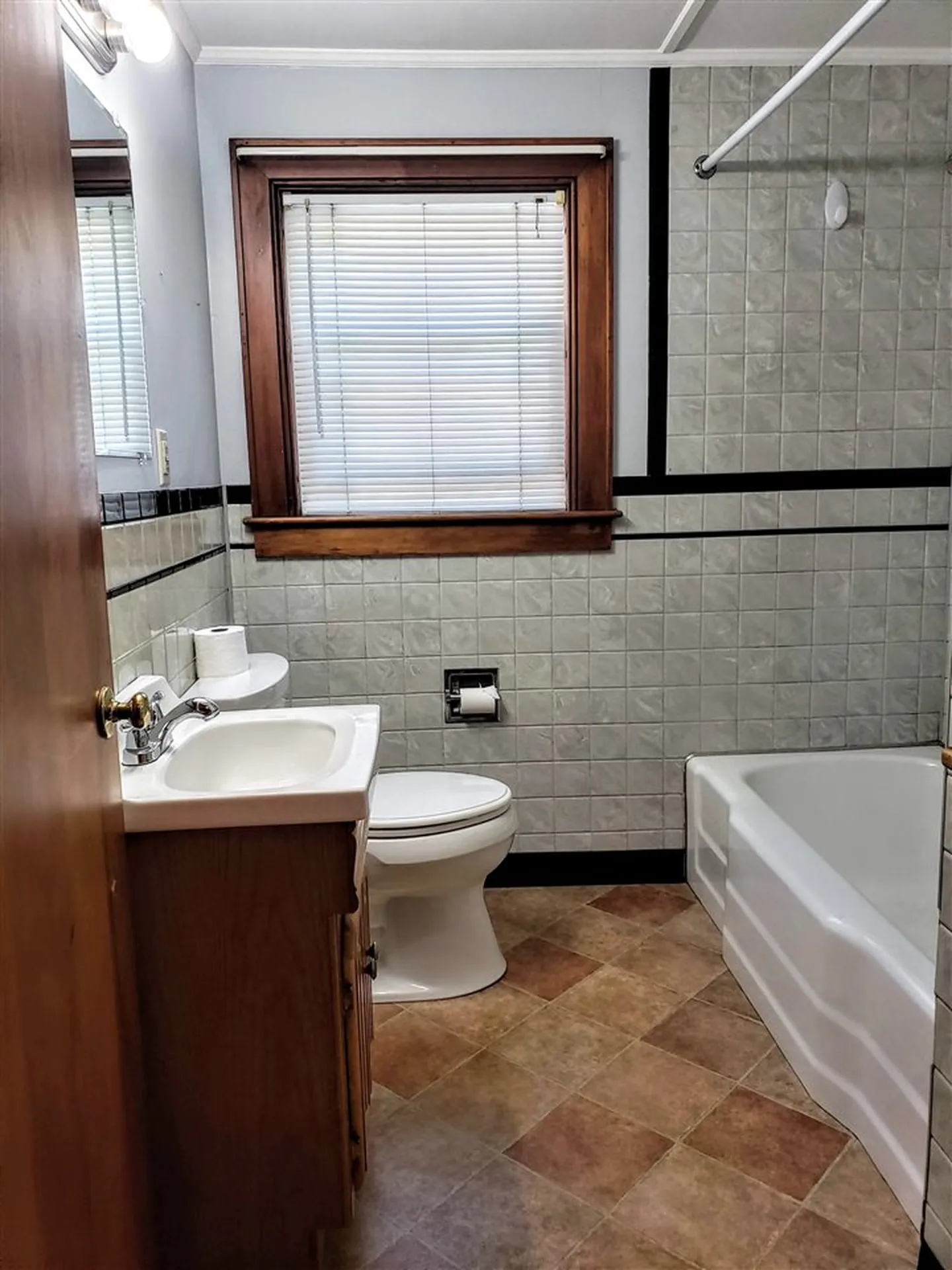 16 Roy Street Concord NH 03301