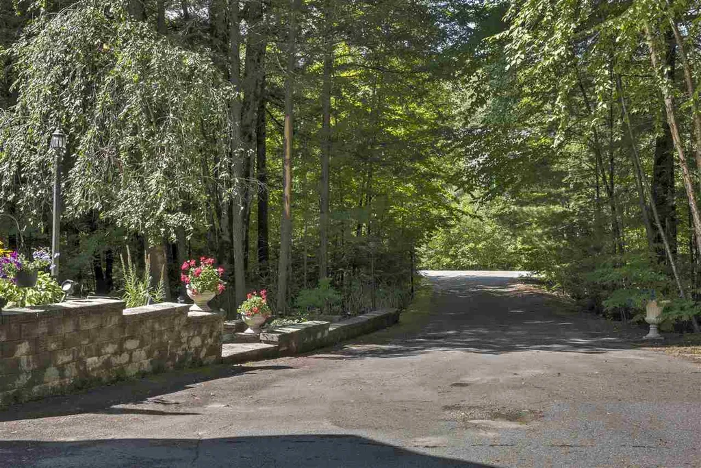 160 Darling Road Keene NH 03431