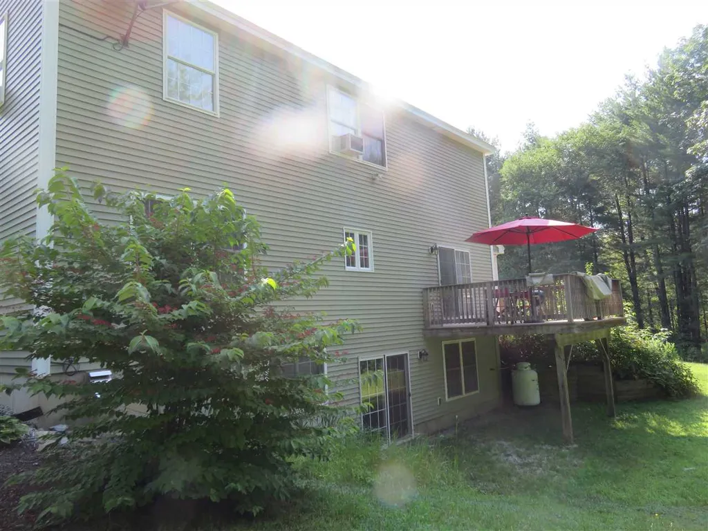 13 Giles Road East Kingston NH 03827