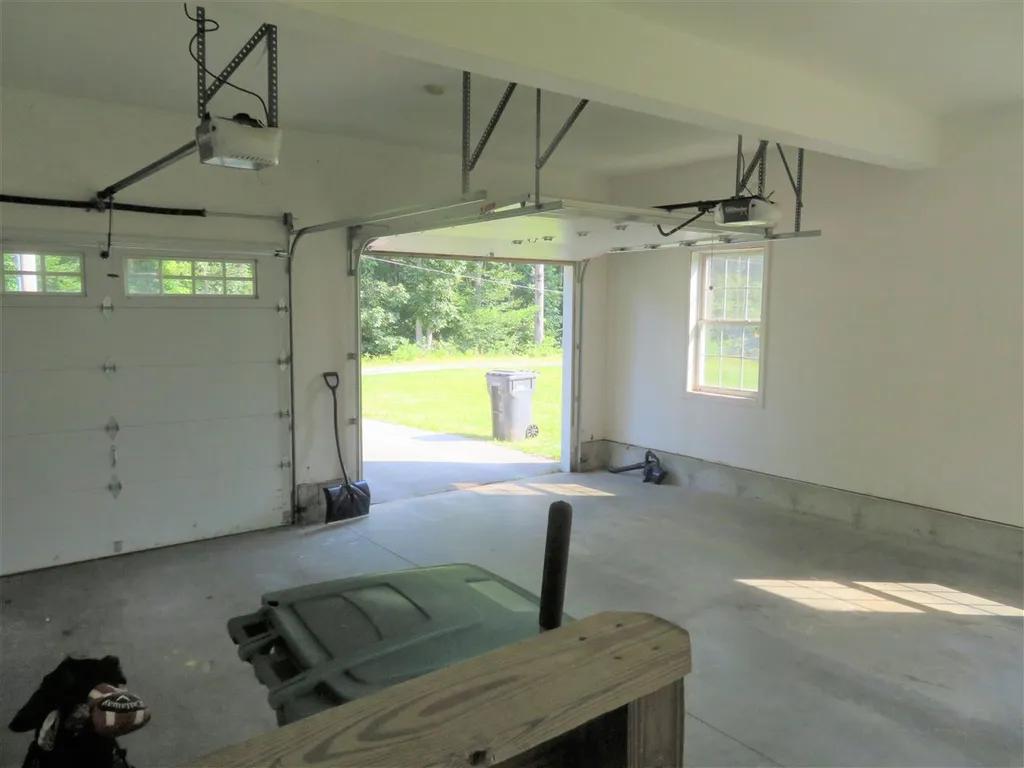 13 Giles Road East Kingston NH 03827