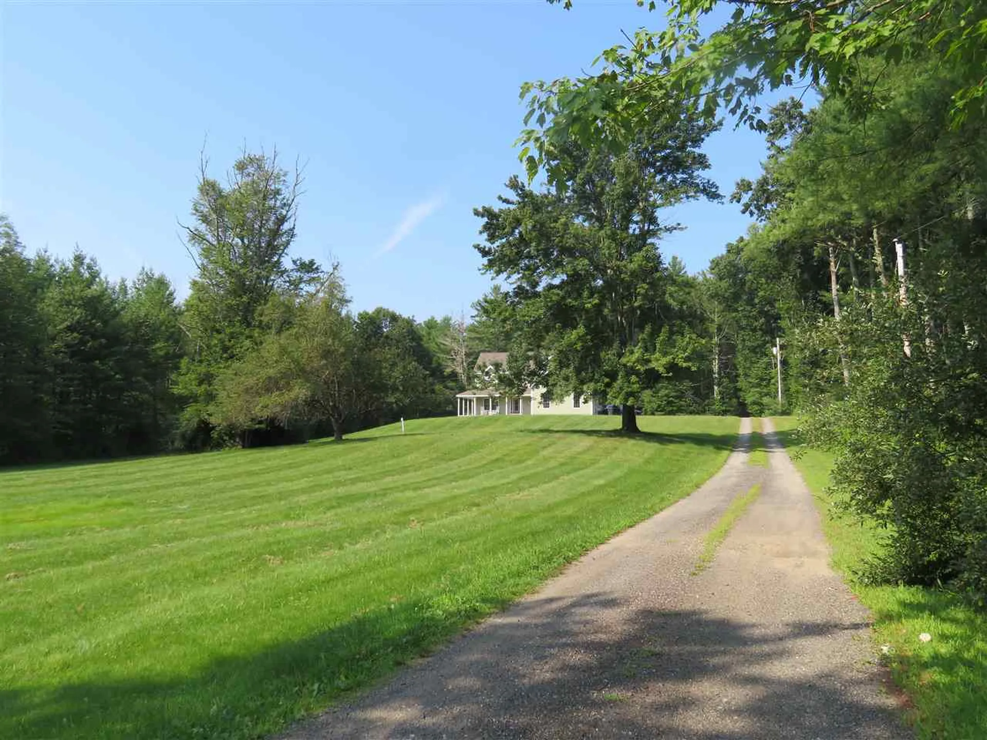 13 Giles Road East Kingston NH 03827