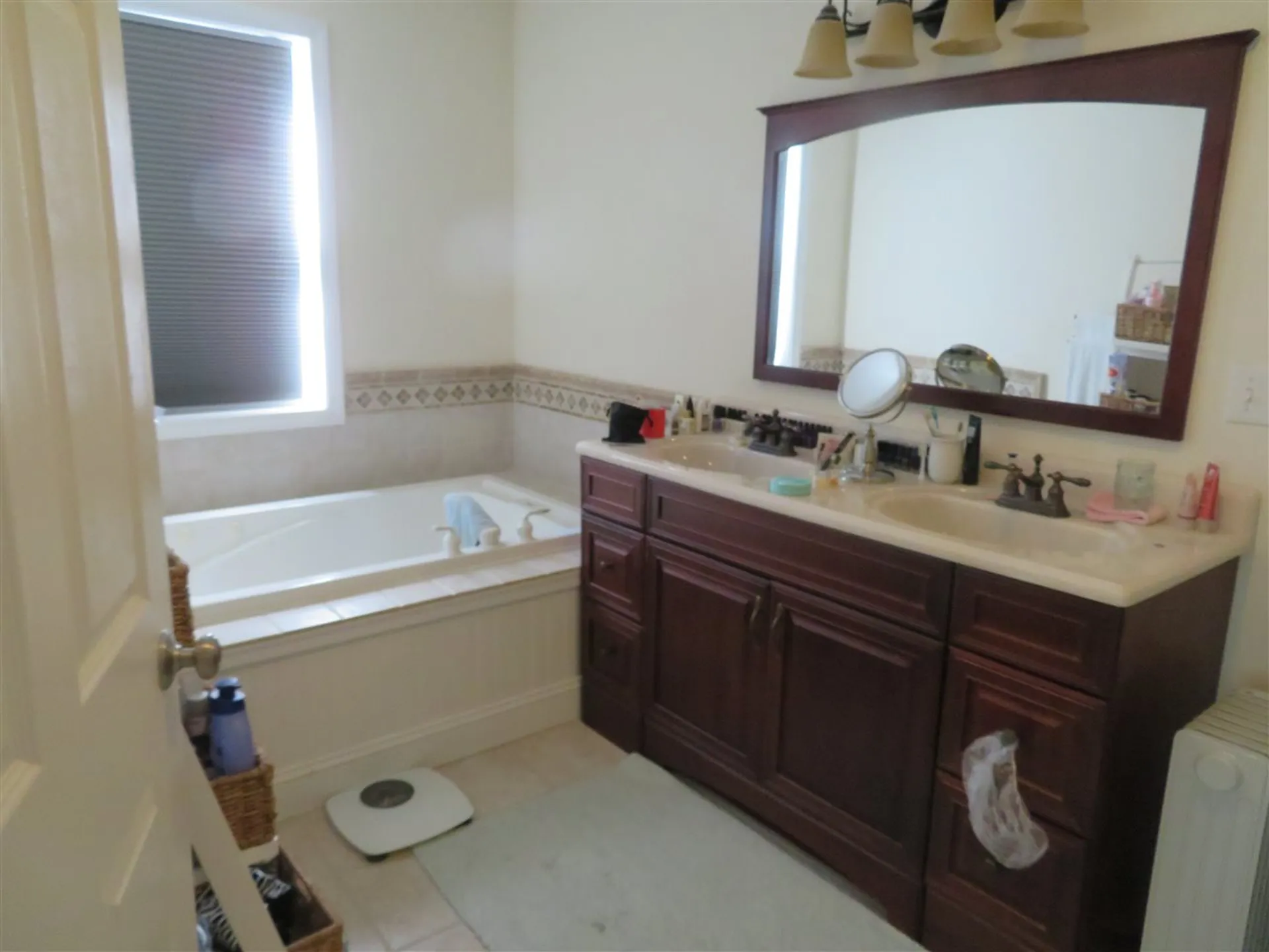 13 Giles Road East Kingston NH 03827